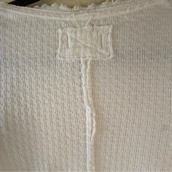 We The Free Clover Solid Layering Top - XS - Picture 4 of 9